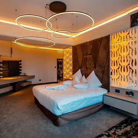 Resort Wonderland Cluj 4*